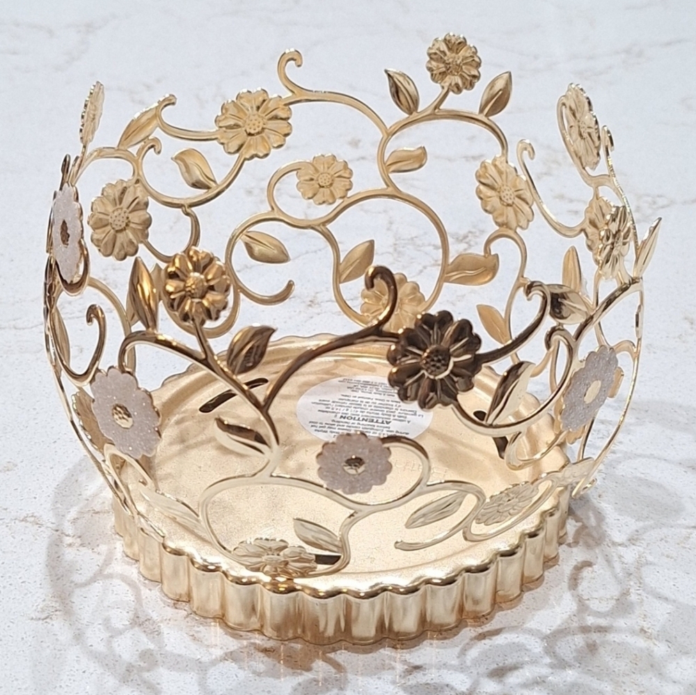 Bath And Body Works 3 Wick Candle Holder Gold W/ White Daisy's